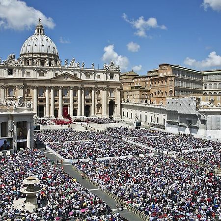 Отель Le Stanze Di Francesco Рим Экстерьер фото