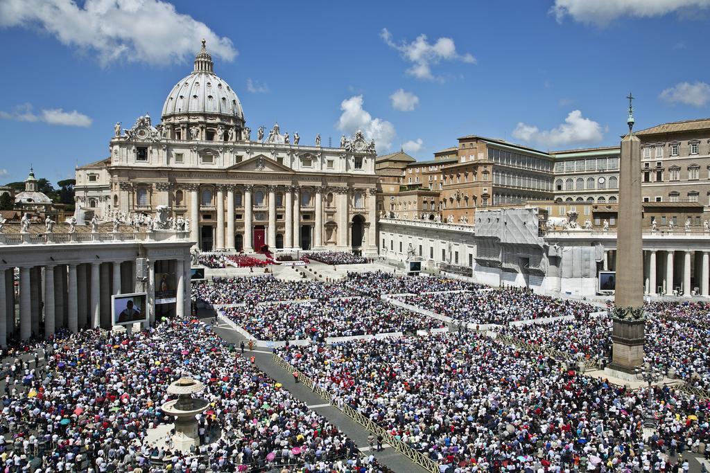 Отель Le Stanze Di Francesco Рим Экстерьер фото